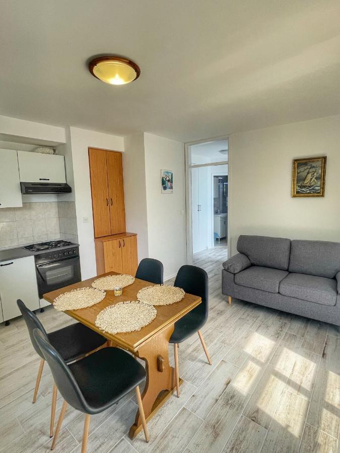 Apartments Mimoza Brist Exterior foto