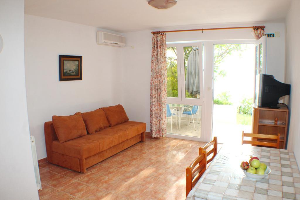Apartments Mimoza Brist Habitación foto